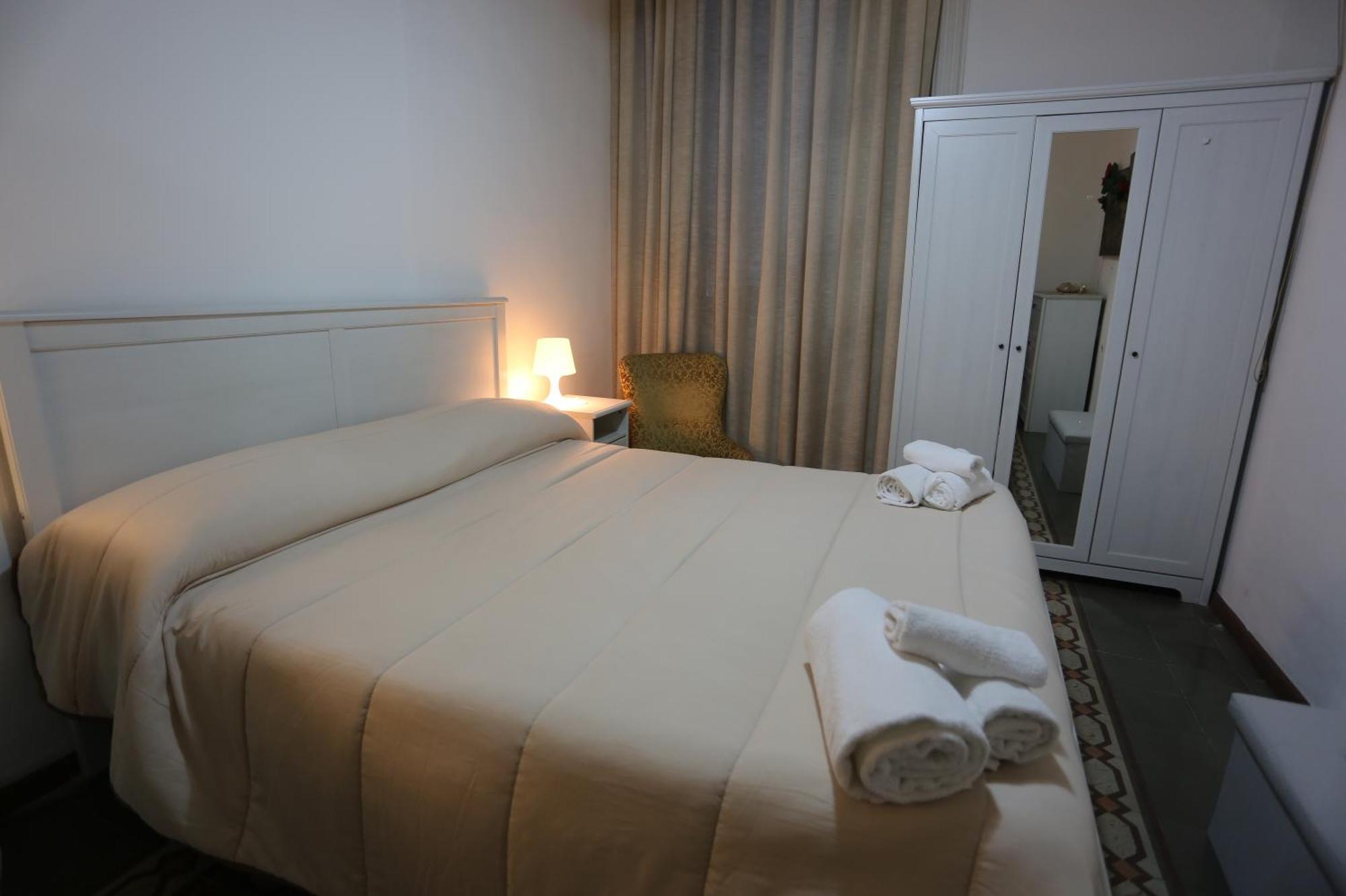 A Casa Di Laura Bed & Breakfast Catania Exterior photo